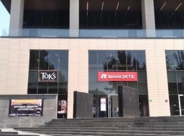 Local comercial · 49m² · 1 Estacionamiento · Local a Pie de Calle Renta One Marina Park 49 m² Pb