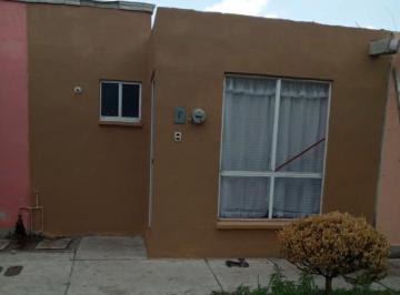 Departamento de 1 habitación, El Marqués · Casa Semi Amueblada en Renta en La Pradera