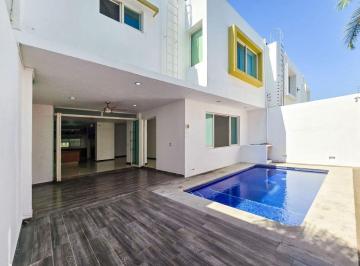 Casa de 3 habitaciones, Colima · Casa en Venta Residencial con Alberca en Colima Colima