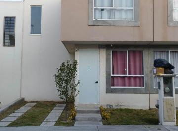 Casa · 82m² · 3 Recámaras · 1 Estacionamiento · Casa en Renta de 2 Niveles, 3 Recámaras, 2.5 Baños en Lomas de La Plata, Pachuca Hidalgo