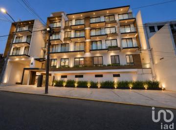Departamento · 132m² · 3 Recámaras · 2 Estacionamientos · Departamento con Amenidades en Av Desierto de Los Desierto