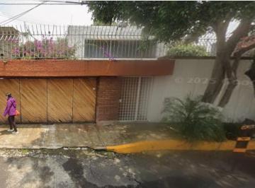 Casa de 5 habitaciones, Coyoacán · Casa en Venta en Colonia de Terreros Coyoacan Cdmx