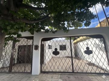 Casa · 320m² · 2 Recámaras · 1 Estacionamiento · 0316 - Casa en Renta Centro San Nicolás