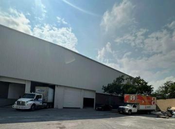 1 · Bodega Industrial en Renta