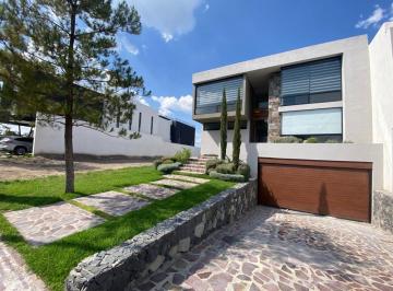 Casa en condominio de 4 habitaciones, León · Casa en Venta o Renta en La Campiña del Bosque