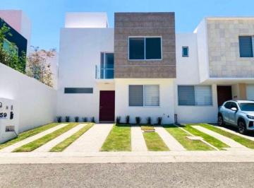 b660463c2a09c929efe8a0b5432f0c690ea859713dc88b5878e252b09f4856f7 · Casa en Venta en Grand Juriquilla, con Roof Garden