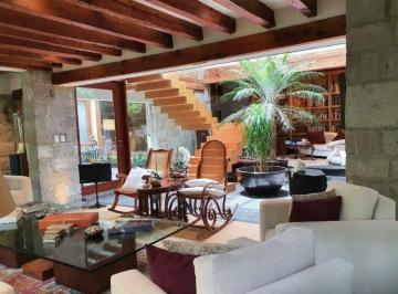 Casa · 750m² · 4 Recámaras · 10 Estacionamientos · Casa en Paseos de Las Lomas $24,950 Alc. Álvaro Obregón.