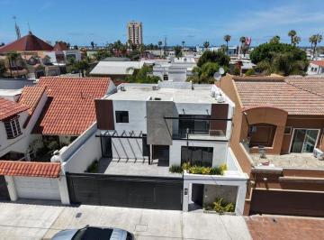 Casa de 4 habitaciones, Tijuana · Casa en Renta en Playas de Tijuana