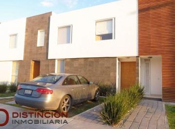 4803a2d64fd5da460e315f0105aaafc919bc8684e4ed3fadedf28d6d2952238c · Casa en Venta o Renta en Juriquilla Santa Fe, Dentro de Condominio