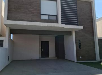 Casa · 186m² · 3 Recámaras · 2 Estacionamientos · Casa en Renta Fraccionamiento Rivera del Valle Al Norte de Saltillo