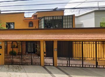Casa de 5 habitaciones, Coyoacán · Venta de Casa en Coyoacan Romero de Terreros Cda de Omega