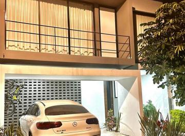 Casa en condominio de 3 habitaciones, León · Casa en Venta en Residencial Lomas Punta del Este Cerca Ibero, Lux, Subiré, Monclair