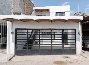 eb7bf789e0ee099679ca6c41e6512bb95e55c26c51ff25342512d5f892b575ee · Las Pintitas Casa Muy Amplia en Venta