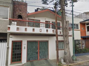 Casa de 5 habitaciones, Coyoacán · Casa en Venta en Coyoacán, Prado Churubusco