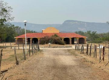Rancho de 1 habitación, Suchiapa · Rancho de 13 Hectáreas en Venta con Instalaciones de Lienzo Charro y Caballerizas en Suchiapa