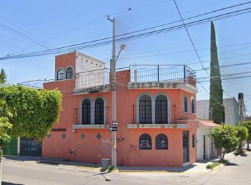 Casa de 4 habitaciones, Celaya · Venta de Casa en La Colonia Villas de La Hacienda, Celaya, Guanajuato