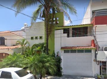 Casa de 3 habitaciones, Tepic · Casa en Venta, Av Universidad Col, Ciudad del Valle Mun, Tepic C. P. 63157 Nayarit