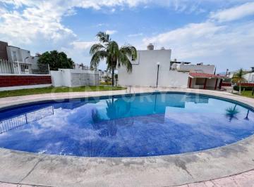 Casa · 65m² · 2 Recámaras · 1 Estacionamiento · Casa en Condominio con Alverca y Vigilancia