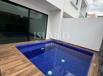 Casa · 256m² · 3 Recámaras · 3 Estacionamientos · Casa en Renta Residencial Aqua en Cancún