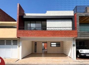 Casa de 3 habitaciones, Banderilla · Casa en Venta en Residencial Villa Montaña