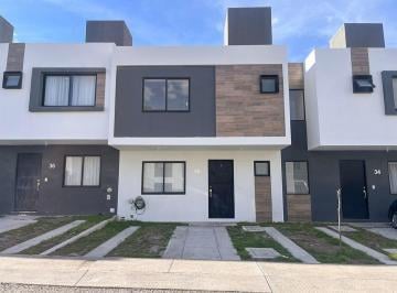 Casa en condominio de 3 habitaciones, El Marqués · Casa en Renta en Zákia en Privada Allegro I