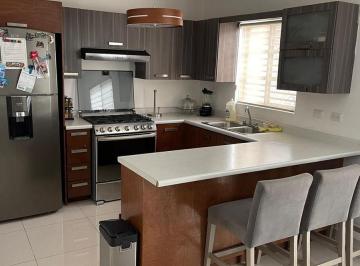 Casa · 150m² · 3 Recámaras · 2 Estacionamientos · Casa Amueblada y Equipada en Renta | Espacio Cumbres | Seguridad 24/7 y Amenidades