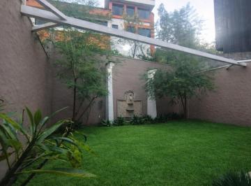 Casa · 330m² · 4 Recámaras · 3 Estacionamientos · 4 Recamaras, Cochera Techada, Jardin, Cerca Av Camelinas