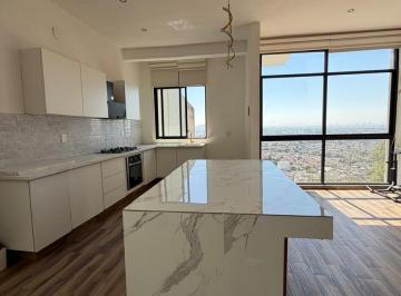 Casa · 265m² · 2 Recámaras · 2 Estacionamientos · Hermosa Casa en Venta en Lomas de Valle Dorado, Tlalnepantla