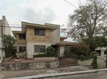 Casa de 3 habitaciones, Tampico · Venta de Casa en Petrolera, Tampico, Tamaulipas.