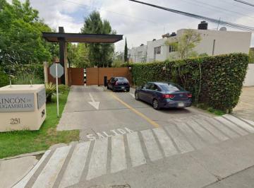 Casa en condominio de 4 habitaciones, Zapopan · Vendo Amplia Casa en Bugambilias a Mitad de Precio Cerca de Plaza Bugambilias
