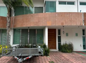 Casa · 161m² · 2 Estacionamientos · Casa en Venta Fracc Bahamas Los Olvera