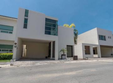 Casa de 3 habitaciones, Monterrey · Residencia en Venta Sierra Alta