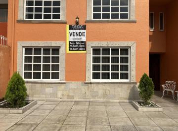 Casa · 160m² · 3 Recámaras · 3 Estacionamientos · Casa en Venta en Fraccionamiento Cerrado con Vigilancia en Av Cafetales