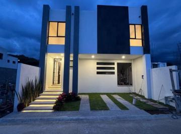 Casa de 3 habitaciones, Cuernavaca · Propiedad en Venta en Cumbres de San Nicolás