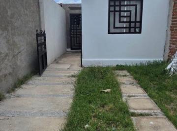 Casa de 2 habitaciones, León · Casa de 1 Planta en Venta en Los Héroes de León | 2 Recámaras