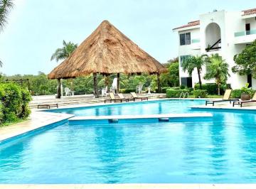 Departamento · 100m² · 2 Recámaras · 1 Estacionamiento · Departamento en Condominios Playa Linda, Zona Hotelera / Apartment in Playa Linda, Hotel Zone