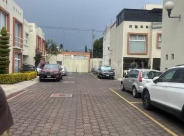 Casa · 113m² · 4 Recámaras · 2 Estacionamientos · Casa a 7 Minutos Caminando del Metro Lomas Estrella Línea Dorada
