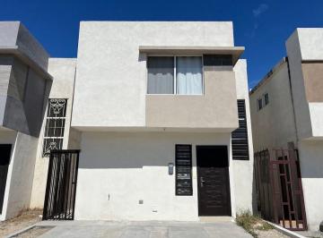 Casa de 3 habitaciones, Guadalupe · Casa en Renta en Bello Amanecer Residencial Guadalupe a un Lado de Finsa Gpe