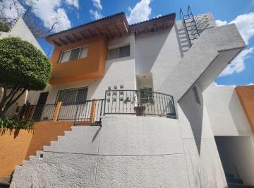 Casa · 420m² · 3 Recámaras · 2 Estacionamientos · Ixtapan de La Sal - Rancho San Diego