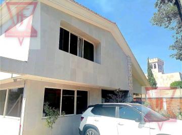 Casa · 618m² · 4 Recámaras · 4 Estacionamientos · Casa de Lujo en Venta en Bosques de Las Lomas | 618 m², 4 Recámaras, Jardín, Terrazas y Salón!