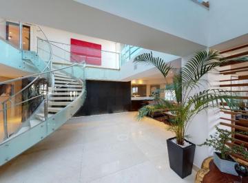 Departamento · 529m² · 4 Recámaras · 4 Estacionamientos · Penthouse en Venta en Bosques de Las Lomas - 529 m². en 2 Niveles con Amenities Tipo Resort!