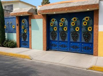 Casa de 3 habitaciones, Tláhuac · Casa en Venta en San Juan Ixtayopan, Tláhuac