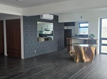 Departamento · 240m² · 4 Recámaras · 2 Estacionamientos · Departamento - Balcones del Campestre