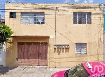 Casa · 213m² · 6 Recámaras · 3 Estacionamientos · Casa con 5 Departamentos Independientes en Venta Cerca de Vallejo, Ideal Para Inversión y Rentas