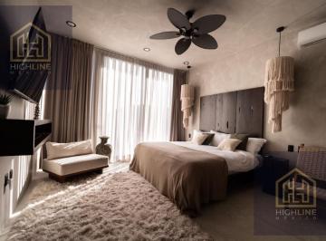 Villa · 442m² · 5 Recámaras · 2 Estacionamientos · Villa en Venta de 5 Habitaciones con Jardín y Piscina en Aldea Zama