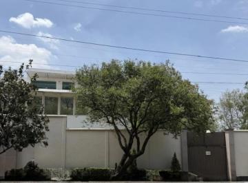 Casa · 643m² · 10 Estacionamientos · Casa en Renta Para Oficinas