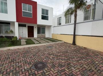 Casa de 3 habitaciones, Zapopan · Se Renta Bonita Casa