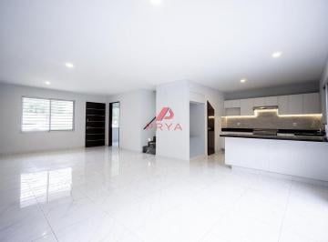 94030d5a5cce495bc72f096b7cc3b1fb6ad086b80108b4beda8b5c9dfbb1adbb · Casa en Venta en Valle Imperial, Zapopan, de 4 Recámaras y Roof Garden.