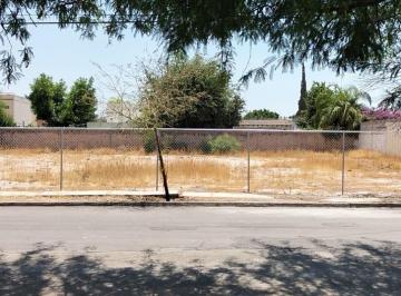 Terreno / Lote · 1400m² · Terreno en Venta en Ampliacion Los Ángeles, Torreón, Coah