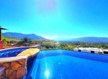 Casa de 3 habitaciones, San Andrés Huayápam · Se Renta Casa en Huayapam, Oaxaa con Amplio Jardin y Psicina con Hermosas Vistas